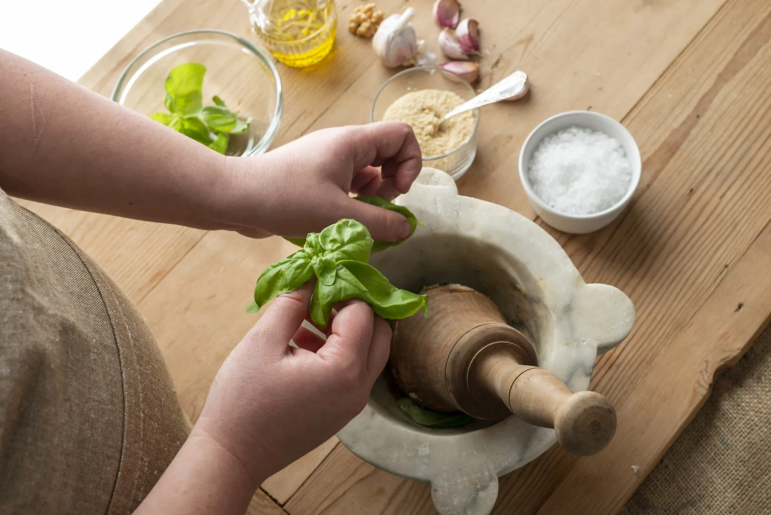 naturificio_genova_pesto_preparazione_8006638